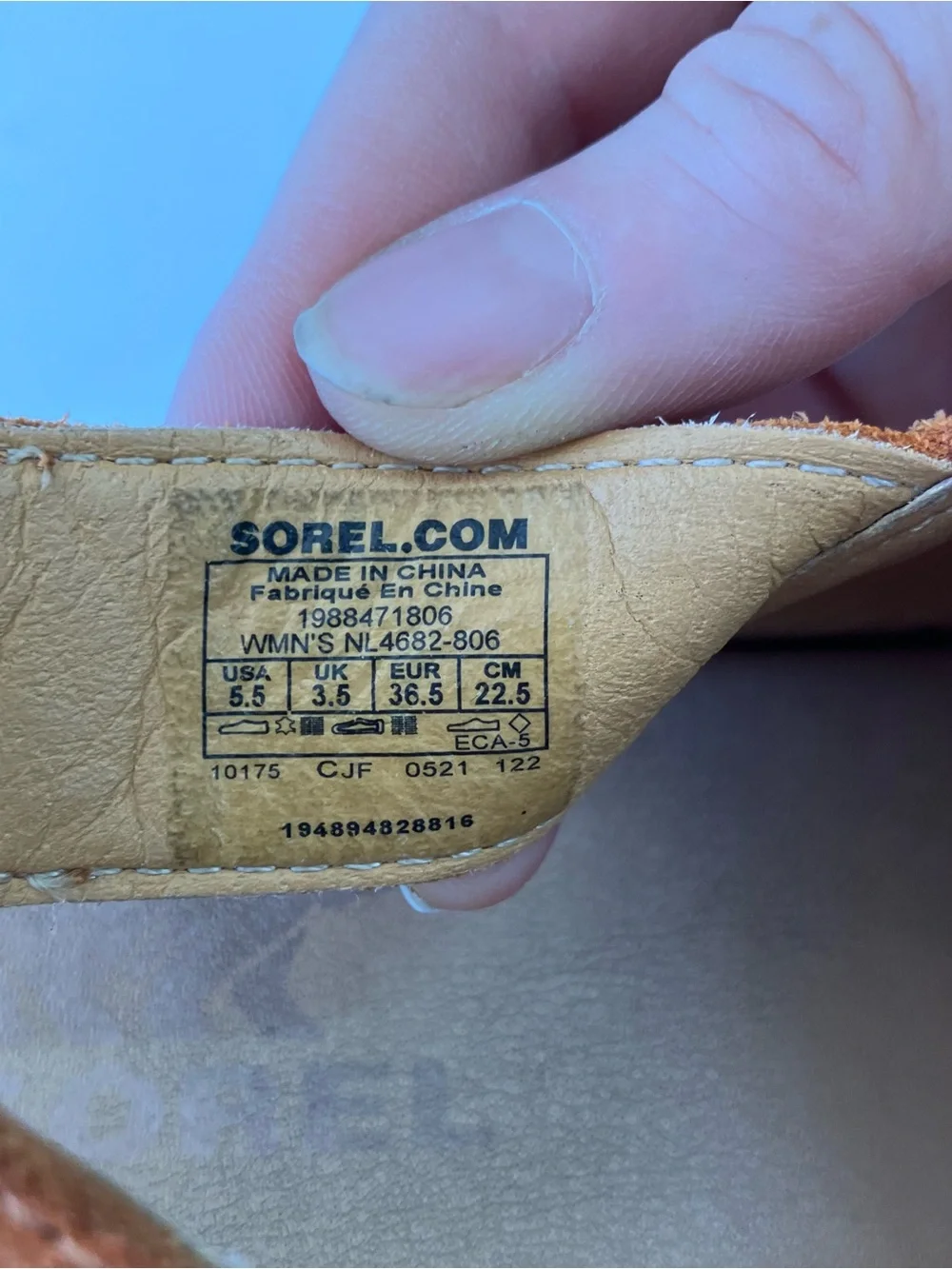 Sorel women’s us size 5.5 orange and tan platform shoes with faux wooden heel